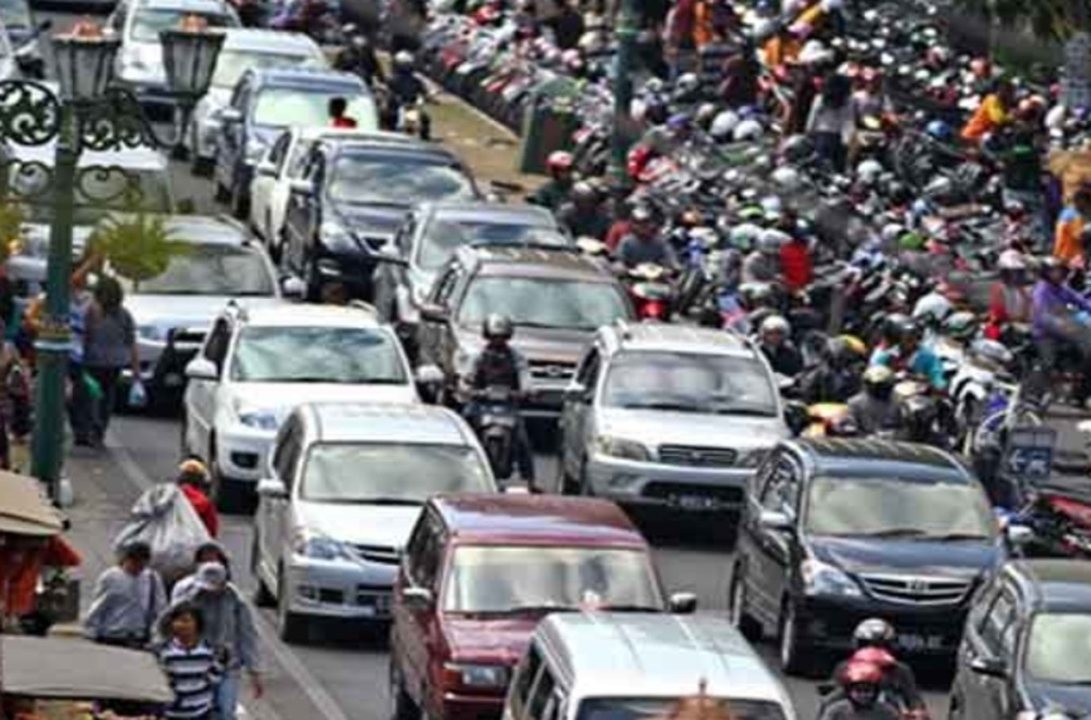 Memasuki Libur Natal, Lalu lintas Jalan Malioboro Jogja Sangat Padat