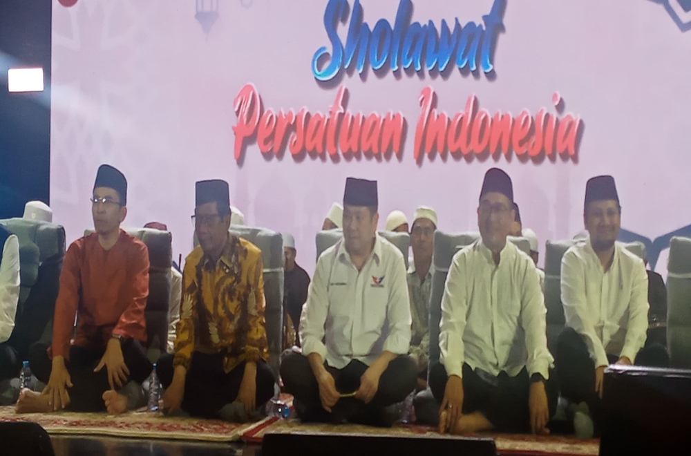 Sholawat Persatuan Indonesia Dihadiri Cawapres Mahfud MD 