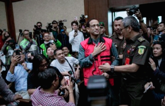 Sidang Nadiem Makarim:Hakim Tegur Tentara