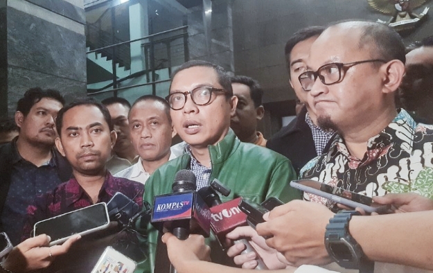 Cuma Omong Doang Alias OMDO di Mata DPR,Waktu  Putusan MK 