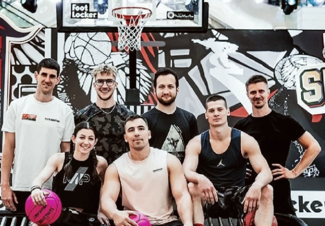Hongaria:Aksi Akrobat Tim Slam Dunk, Segera DBL Fest 2024 di Kokas
