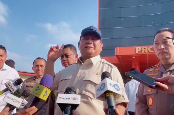 Korban Ricuh Ujuk Rasa:Prabowo datangin Polisi dan Masyarakat di RS Polri Hari ini