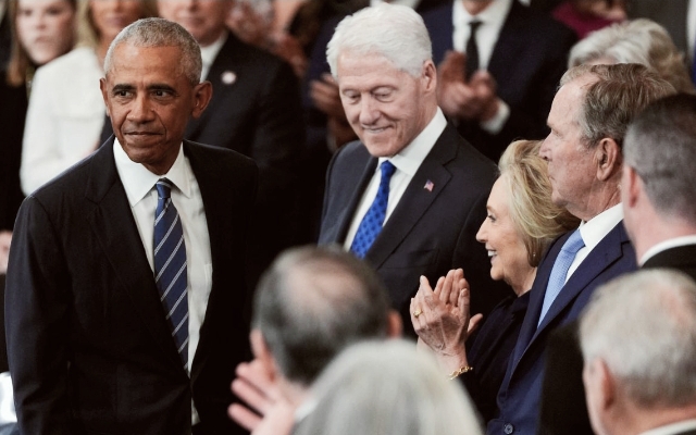 Respons:Obama-Clinton Imigrasi Trump 'Bunuh' Warga