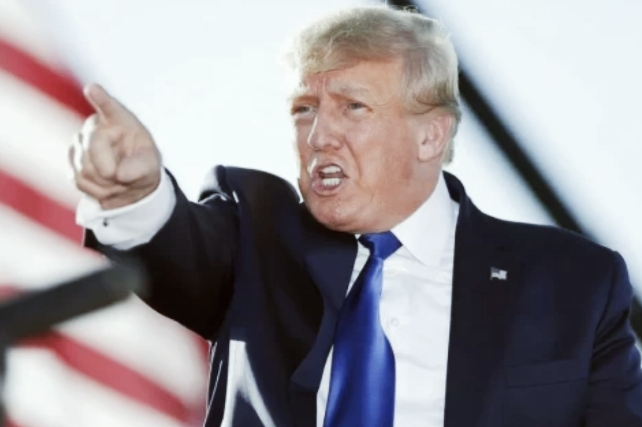 Harga Pangan AS Melonjak:Trump Potong Tarif Impor Ratusan Produk 