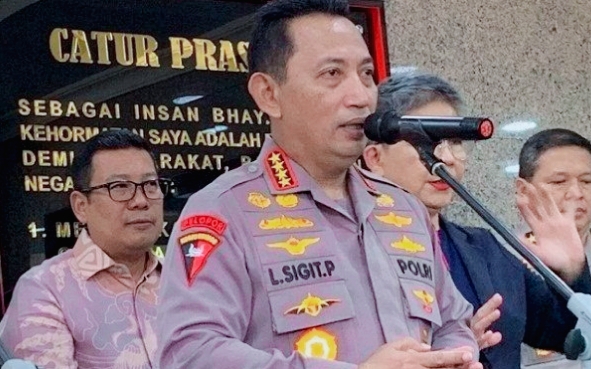 Tak Pantas, Itu Berbahaya ,Mantan Panglima :Kapolri soal Estafet Kepemimpinan