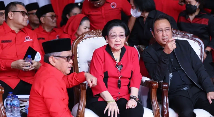 Pelantikan Struktur Pengurus PDIP: Mega Wati Merangkap Sekertaris