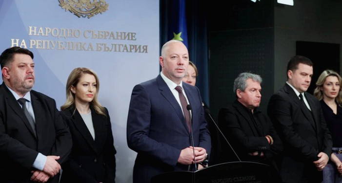 Didemo Rakyat:Perdana Mentri Bulgaria Dan Kabinet Mundur  