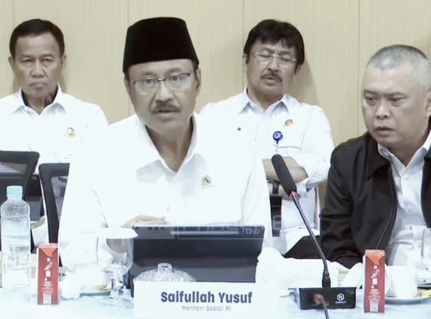 Bencana Sumatera:Mensos ,Korban Bantuan Tunai Rp8 Juta/Keluarga