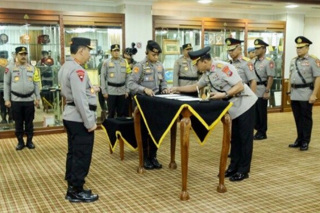 Kapolri Melantik Irjen Eddy Sumitro Koordinator Staf Ahli (Koorsahli) , Irjen Yudhiawan Jadi Kapolda Sulawesi 