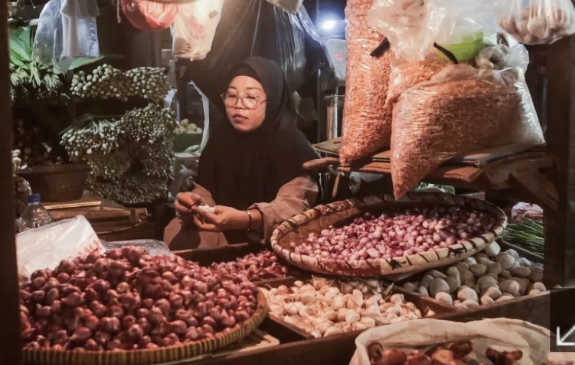 Perdagangan Makin Kurang :Daya Beli Masyarakat Turun, Pasar Disebut Makin Sepi