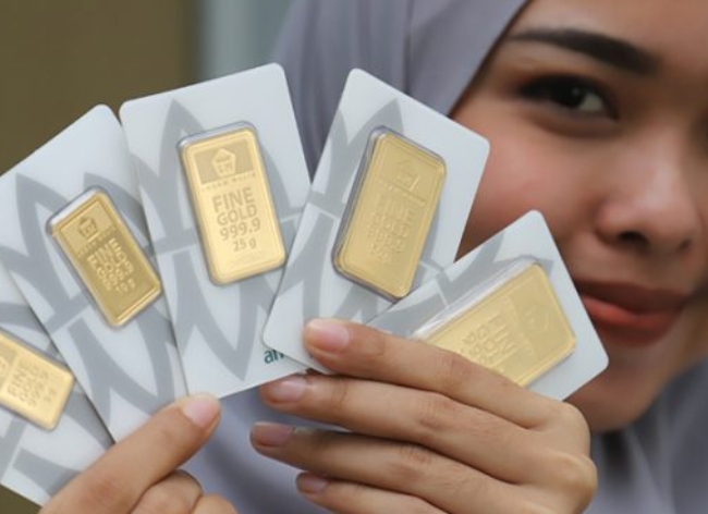 Hari Ini Posisi Rp 1.410.000 per Gram:Harga Emas Antam Turun Lagi