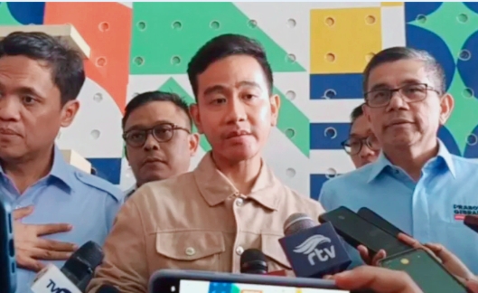 Lebih Kurang 1 Jam Diperiksa Bawaslu Cawapres 02 Gibran: Kegiatan Di CFD Tidak Ada Pelanggaran 