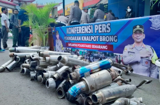 BRONG! Polrestabes Semarang,Sudah Ada Posnya