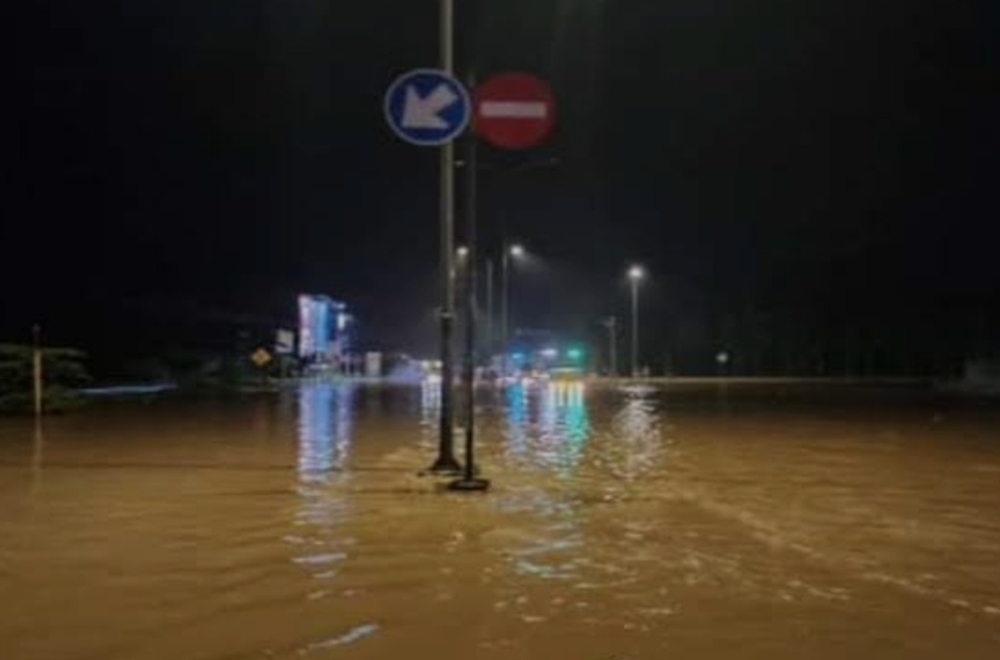 Banjir Yang Terjadi Di Tol GT Kertajati Cipali, Apa Penyebabnya? 