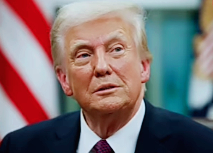 ISRAEL DIBANTU MAJIKANNYA :Trump Nyatakan Kerim Militer AS Serang Iran