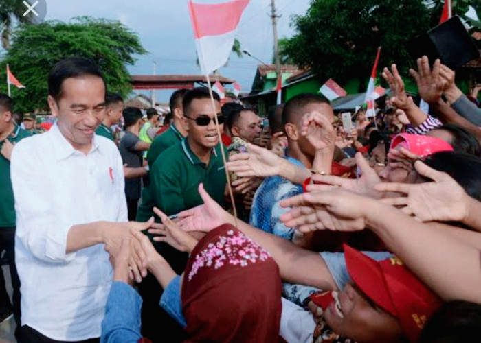 Apa Benar Jokowi ke Jateng,Bantu elektabilitas Prabowo - Gibran