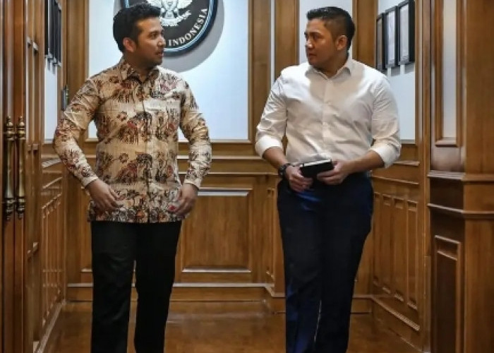 Perhatian Prabowo:Seskab Teddy Temui Wagub Jatim Emil Dardak