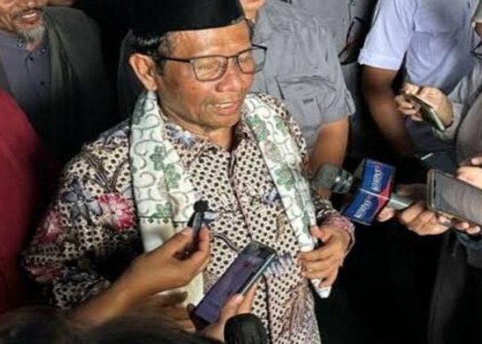 Mahfud MD Tanggapi Kasus Penembakan Relawan Prabowo.