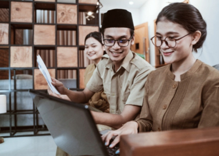Skema PPPK Paruh Waktu 2025:Pemerintah Syahkan Dan Terbitkan Untuk Tenaga Honorer yang Tak Lolos Seleksi 2024.