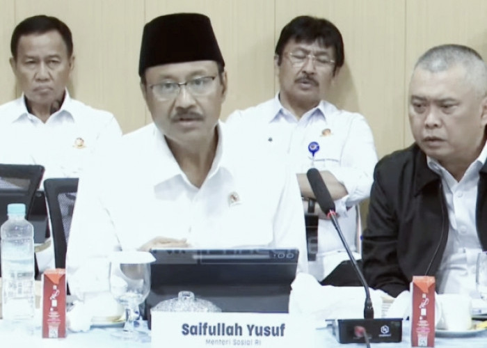 Bencana Sumatera:Mensos ,Korban Bantuan Tunai Rp8 Juta/Keluarga