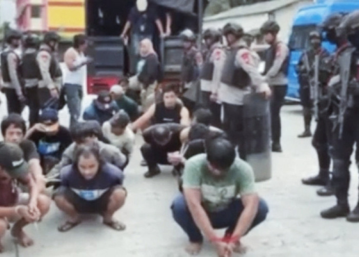 Penangkapan DiKampung Bahari :BNN , Sita 89 Kg Sabu Dan Senjata Api