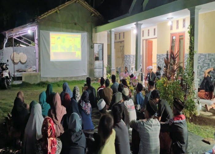 Nobar Debat Cawapres, Suasana Tampak Ramai Dihadiri Para Relawan Ganjar Mahfud