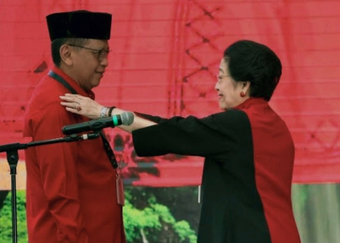 Megawati Melantik Kembali :Sekjen PDIP Hasto Kristiyanto