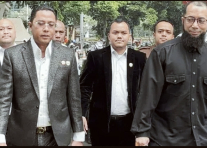 Keadaan Uang Percepatan Haji Dikembalikan : Ustaz Khalid,Komisi Pemberantasan Korupsi Berikan Penjelasan 