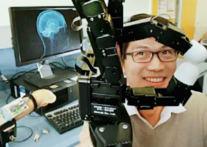 Ilmuwan:Kontrol Robot Pakai Gerakan Tangan