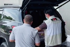 KPK  Tangkis Informasi Geledah:Mobil Dinas Plt Gubernur Riau