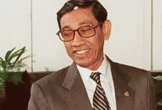 Tidak Diijinkan Masuk ke Istana:Cerita Mobil Menteri Keuangan RI 